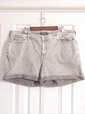 Torrid Light Gray Rolled-Hem Denim Shorts